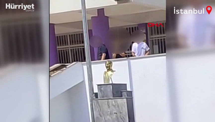 Okul bahçesinde çocukların tepki çeken hareketi: Gözaltına alındılar