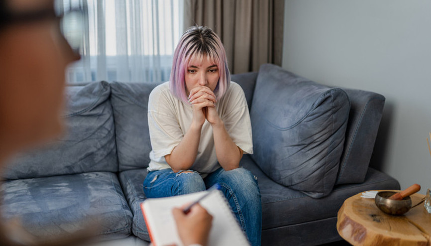 Tedavi için gittiğim  psikoloğu takıntı yaptım