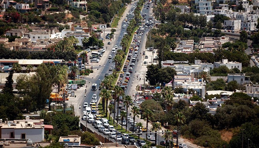 Tatilciler Bodrumdan dönüş yolunda Kilometrelerce araç kuyruğu oldu