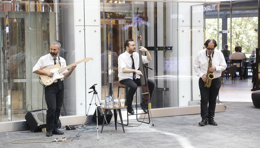 Ankara manzarasıyla müzik ziyafeti