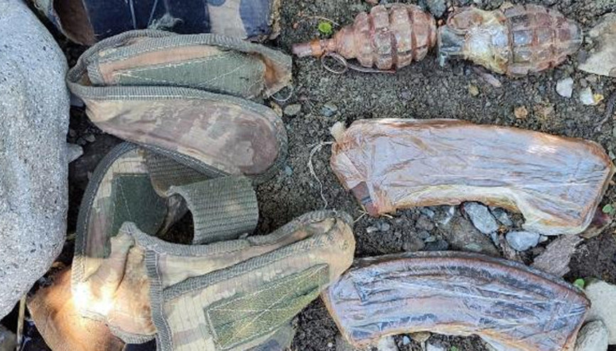 Tuncelide teröristlere ait mühimmat ele geçirildi
