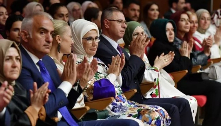 Emine Erdoğan, Filistin Gençlik Orkestrası ve CSO sanatçılarının Barış Konserini izledi