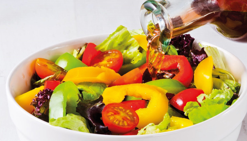 Sağlıklı yaz sofrasının sırrı: Biraz sirke, biraz zeytinyağı...