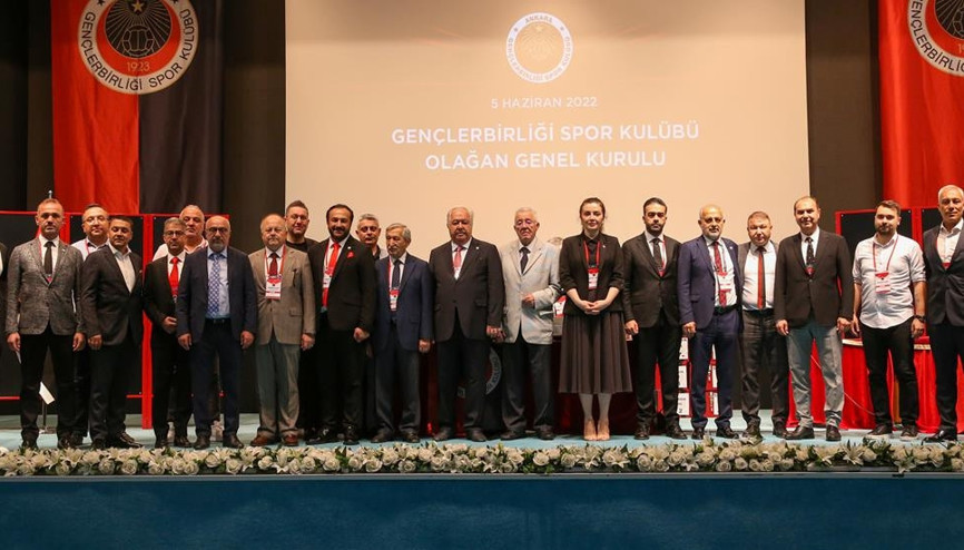 Kongreye doğru hava bozuyor