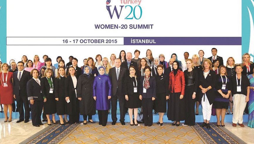 ‘İçinde kadının olmadığı ekonomi başarıya ulaşamaz’ ‘İçinde kadının olmadığı ekonomi başarıya ulaşamaz’