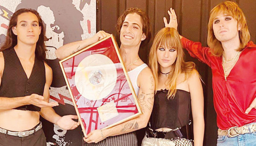 Hayalimizi yaşıyoruz