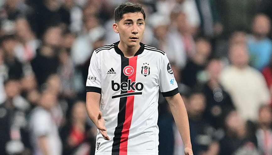 Son dakika: Beşiktaşta gündem Emirhan İlkhan Hem kulüp hem oyuncudan açıklama geldi: Eğer yurt dışına gidersem...