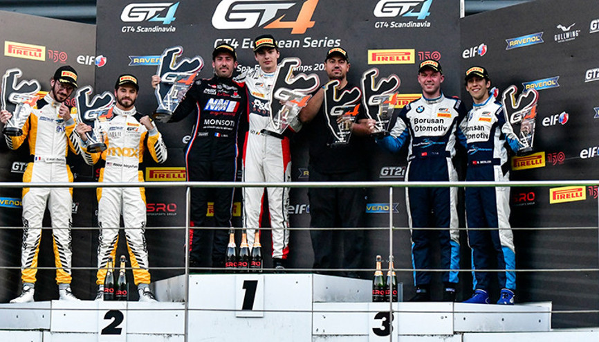 Berkay Besler ve Will Burnsten podyum başarısı