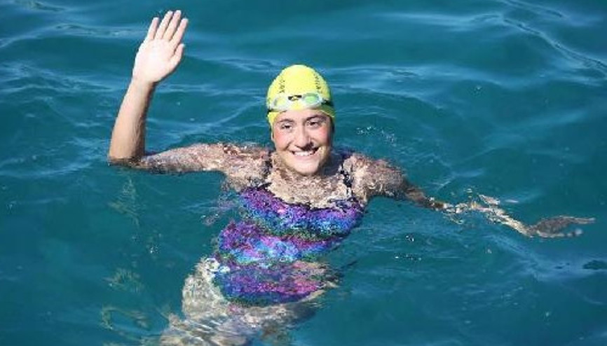 Aysu Türkoğlu kimdir, nereli ve kaç yaşında İşte Manş Denizi’ni yüzerek geçen sporcu Aysu Türkoğlunun hayatı ve biyografisi