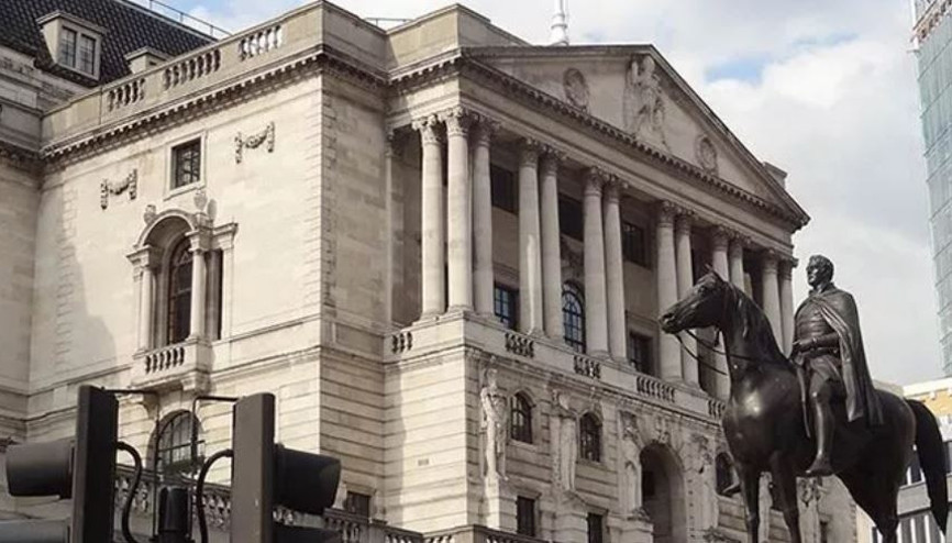İngiltere Merkez Bankasından 27 yıl sonra en sert faiz artışı