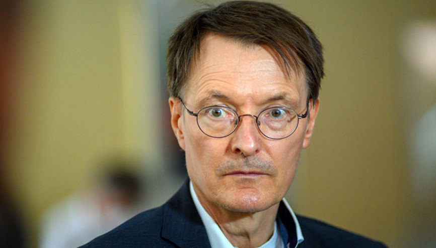 Sağlık Bakanı da pozitif