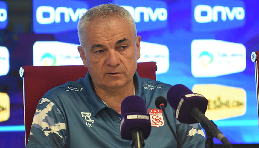Rıza Çalımbay: Avrupa için iyi bir kadro kurmamız gerekiyor, yoksa sıkıntı yaşarız