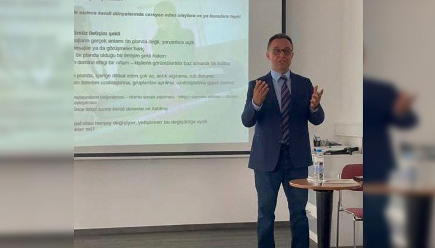 Sosyal medyanın etkileri: ‘Kavgalar, intikam almalar, entrikalar, kıskançlıklar...’