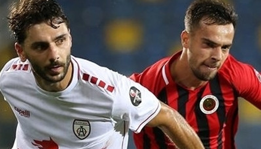 Hayati ve tarihi bir dönemeçteyiz