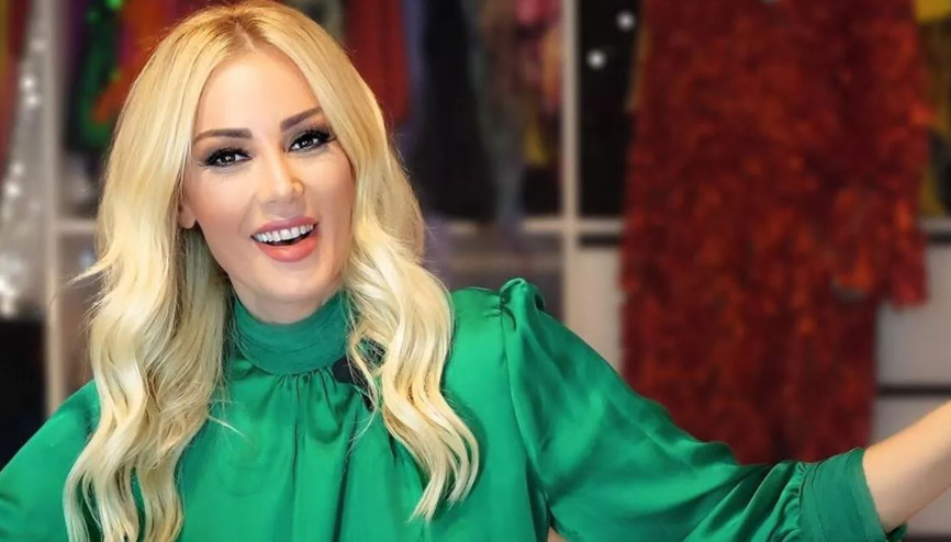 Petek Dinçöz kimdir, kaç yaşında Petek Dinçöz şarkıları ve albümleri Petek Dinçöz kimdir, kaç yaşında Petek Dinçöz şarkıları ve albümleri