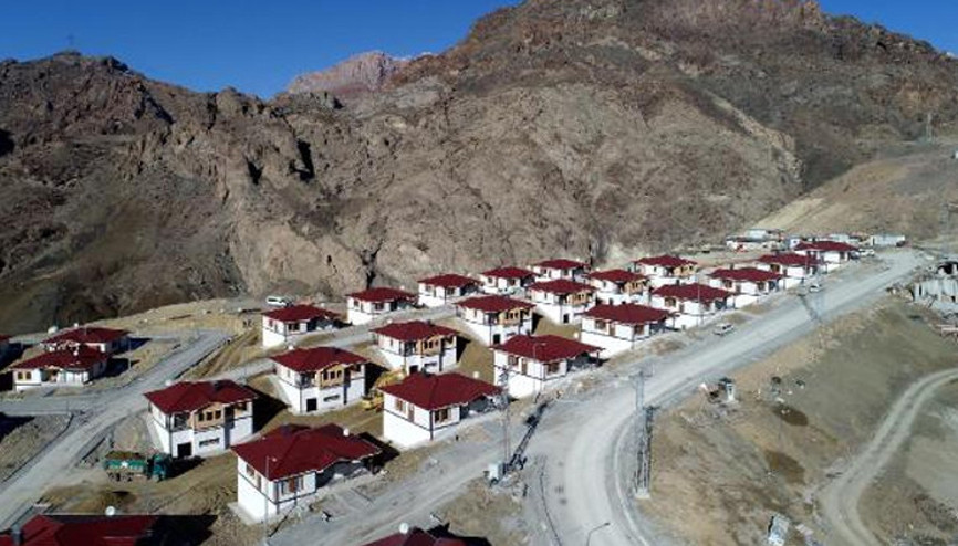 Yusufelide 7nci kez taşınma başladı Yusufelide 7nci kez taşınma başladı