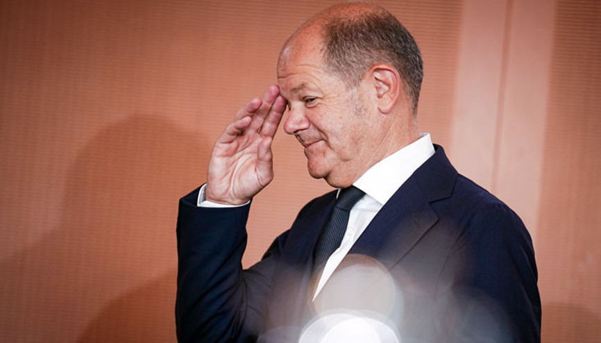 Birlik Partileri güç topluyor, Scholz’a ve hükümete güven dibe vurdu