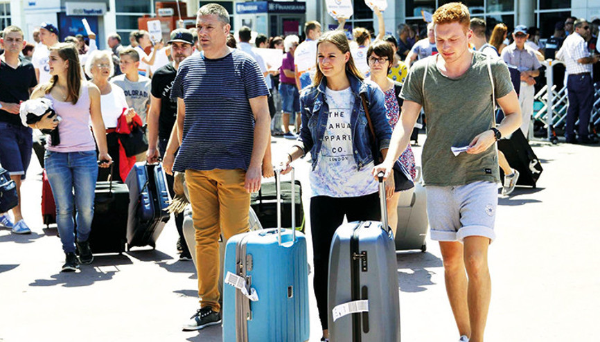 Ruslara vize yasağı Rumları endişelendirdi