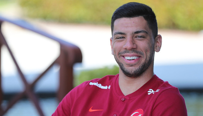 Cenk Özkacar, Valenciada