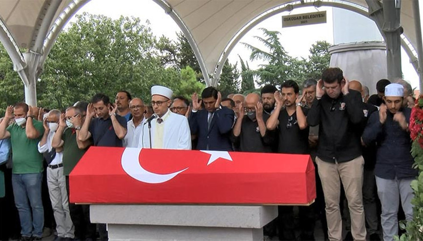 Ressam Adnan Çoker son yolculuğuna uğurlandı