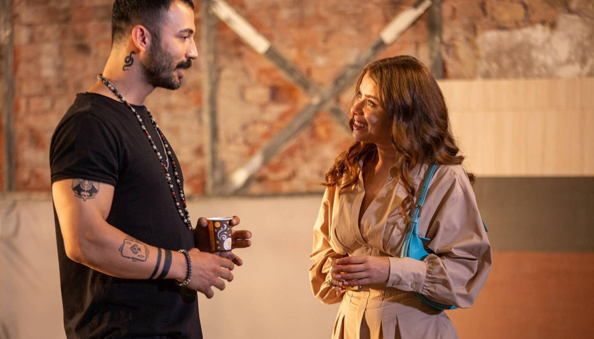 Seversin 13. son bölümde Asyanın geçmişinden gelen sürpriz isim şoke etti İşte Seversin son bölümde yaşananlar