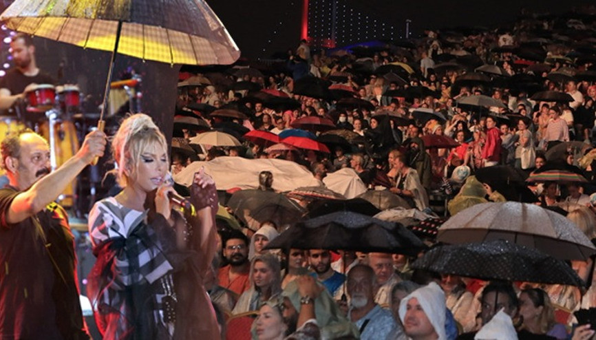 Süperstarı yağmur durduramadı Süperstarı yağmur durduramadı