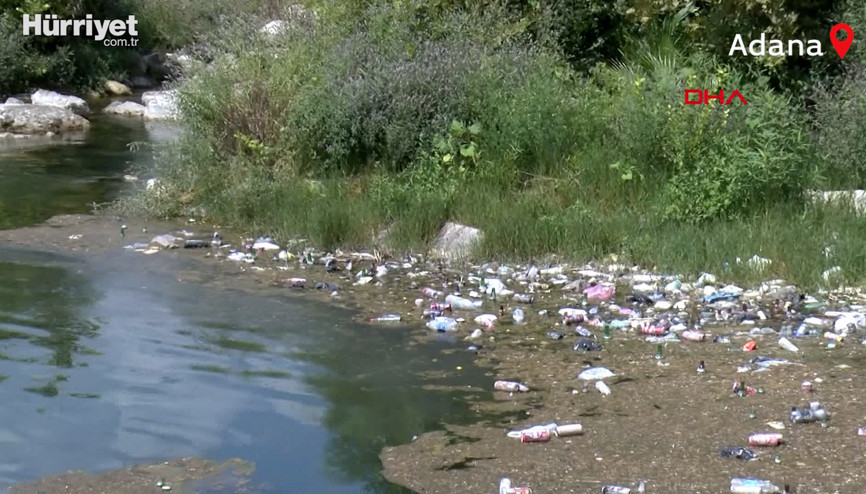 Seyhan Nehri, plastik, metal ve cam atıklarla çöplüğe döndü Vatandaş tepki gösterdi Seyhan Nehri, plastik, metal ve cam atıklarla çöplüğe döndü Vatandaş tepki gösterdi