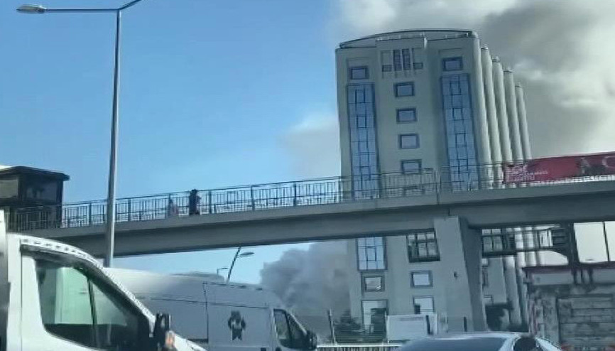 Beylikdüzünde kimya imalathanesinde patlama