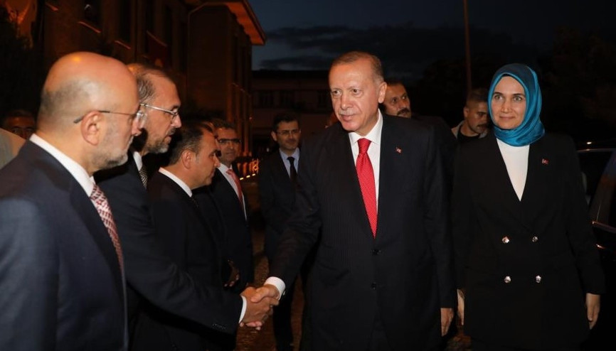 Cumhurbaşkanı Erdoğan Vali Yiğitbaşı’nı ziyaret etti