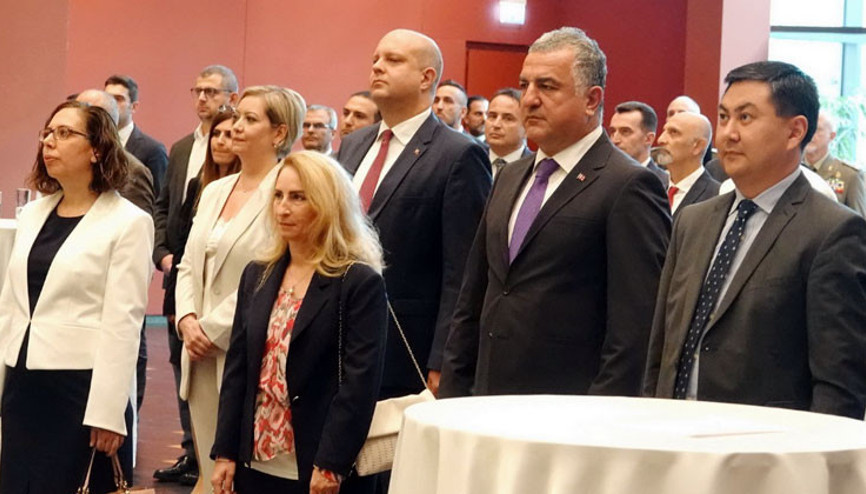 Berlin’de Zafer Bayramı coşkusu