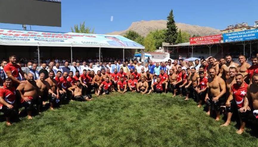 Tarihi Elmalı Yağlı Güreşleri başlıyor