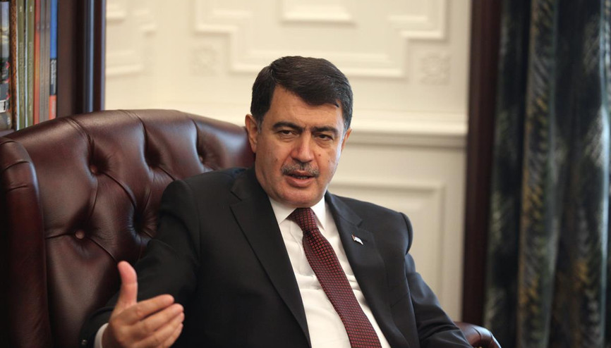 Dolandırıcılar sert kayaya çarptı