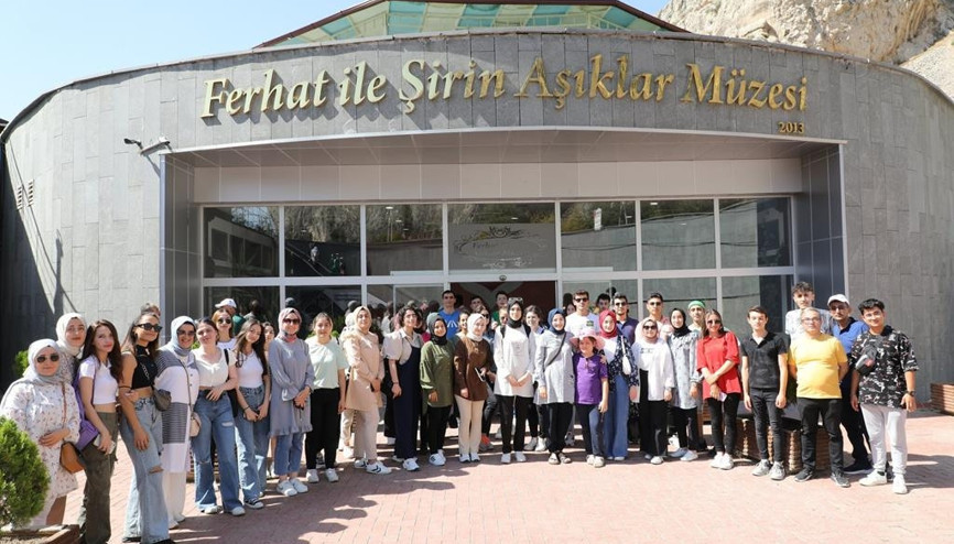 Akyurt gençleri Teknofestte