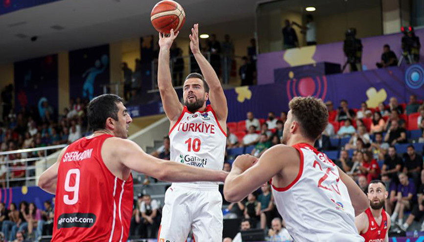 12 Dev Adam, Gürcistana uzatmada kaybetti Maç sonucuna itiraz kararı...