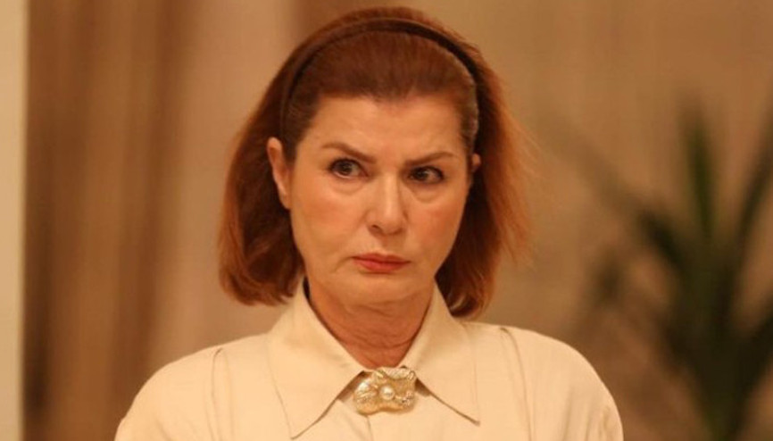 Usta oyuncu Güngör Bayrakın pankreası alındı