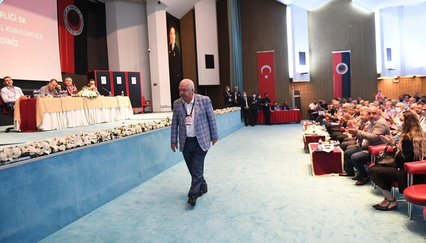 Niyazi Akdaş dönüş yolunda
