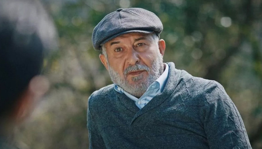 Ali Sürmelinin acı günü: Annesi yaşamına son verdi Ali Sürmeli kimdir, nereli, kaç yaşında Ali Sürmelinin acı günü: Annesi yaşamına son verdi Ali Sürmeli kimdir, nereli, kaç yaşında