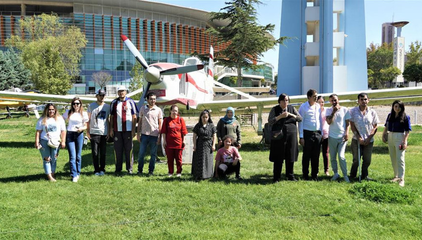 Kule etrafında zaman yolculuğu