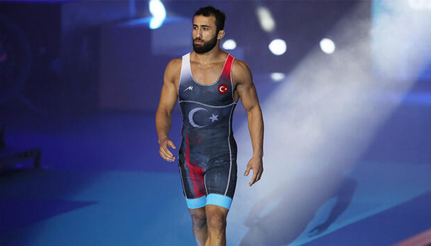 Burhan Akbudak kimdir, kaç yaşında, nereli Dünya şampiyonu olan milli güreşçi Burhan Akbudakın kariyer hayatı