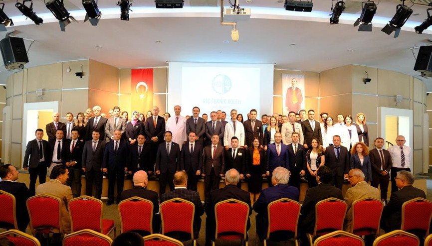 Akademik eğitim yeterli değil