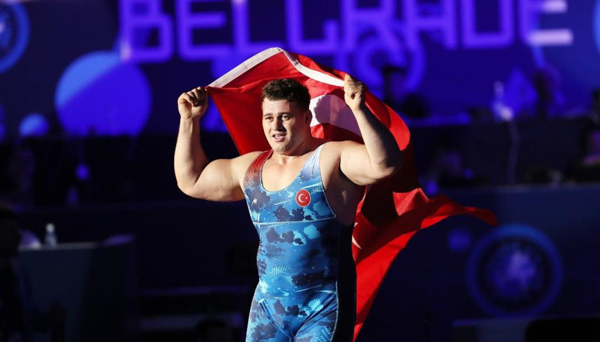 Rıza Kayaalp kimdir, kaç yaşında, nereli İşte 5. kez dünya şampiyonu olan milli güreşçi Rıza Kayaalpin hayatı ve biyografisi Rıza Kayaalp kimdir, kaç yaşında, nereli İşte 5. kez dünya şampiyonu olan milli güreşçi Rıza Kayaalpin hayatı ve biyografisi