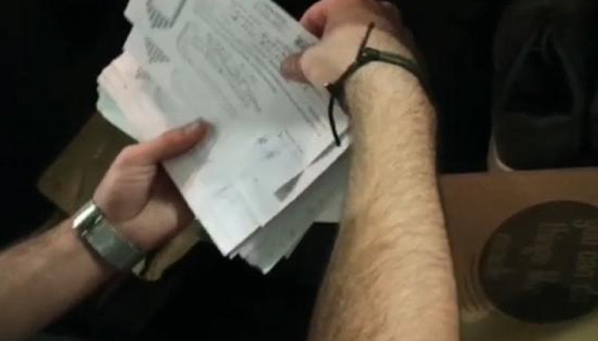 Kütahyada tefeci operasyonu: Evinden 5,3 milyon liralık senet çıktı