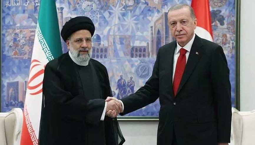 Cumhurbaşkanı Erdoğan İran Cumhurbaşkanı Reisi ile bir araya geldi