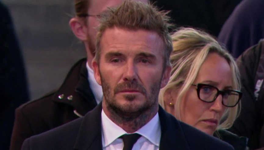 David Beckham, Kraliçe II. Elizabethin naaşını görebilmek için 12 saat kuyrukta bekledi