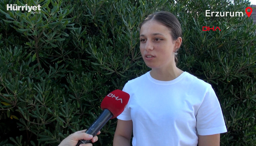 Cansunun YKSde üniversite sevinci, 6 saat 15 dakika sürdü