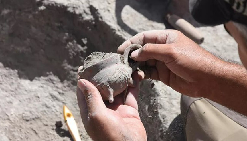 Eskişehir’de 4 bin 500 yıllık kaplarda ağrı kesicinin etken maddesi tespit edildi