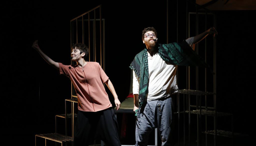 Bir var olma biçimi: Bacha posh