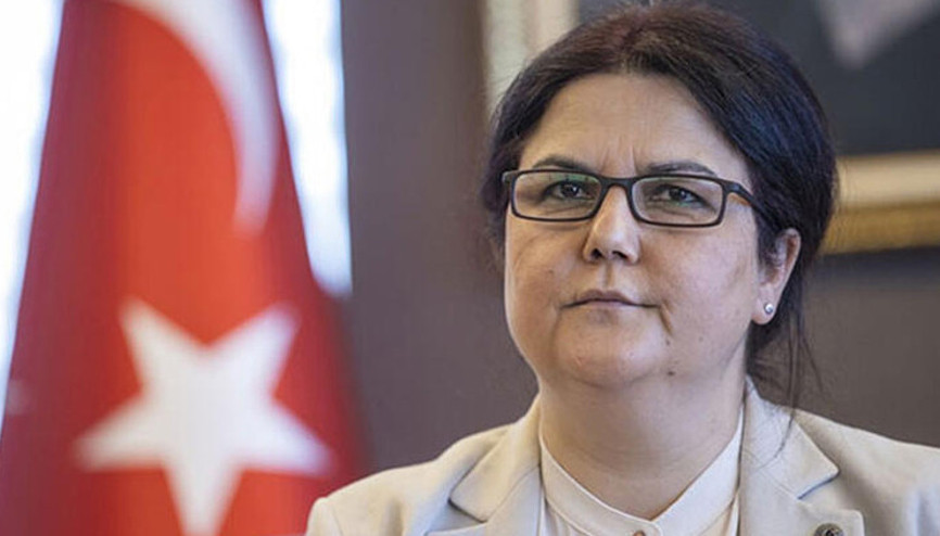 Bakan Yanıktan başörtüsü nedeniyle staja kabul edilmeyen öğrenci için açıklama Soruşturma başlatıldı Bakan Yanıktan başörtüsü nedeniyle staja kabul edilmeyen öğrenci için açıklama Soruşturma başlatıldı