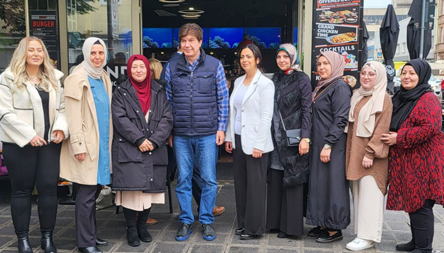 Menderes Türel’e Nürnberg’de yoğun ilgi