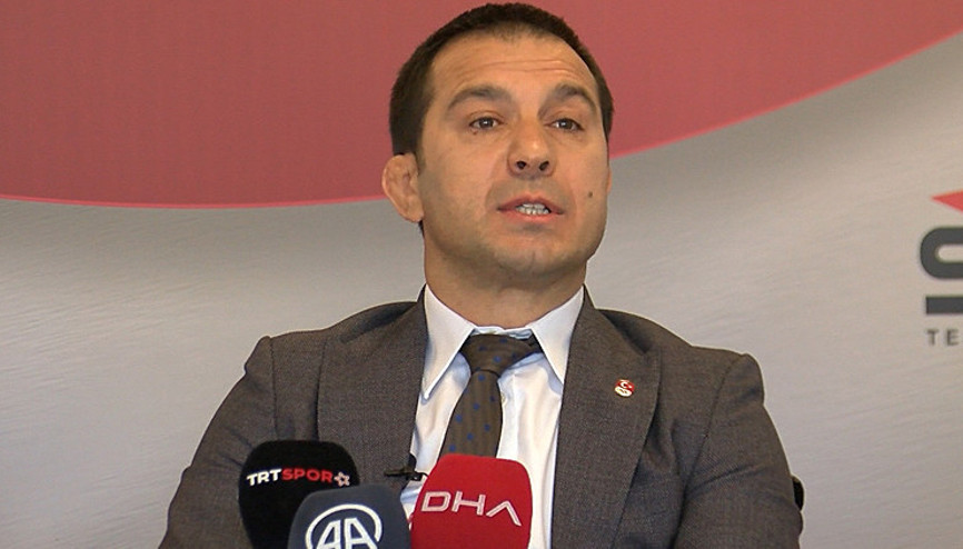 Şeref Eroğlu: Ağır sikletleri domine ederek 3 şampiyon çıkardık